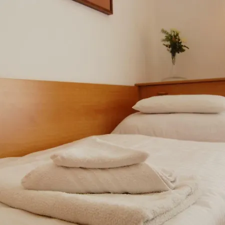 Δωμάτια σε οικογενειακή κατοικία Cozy Πράγα